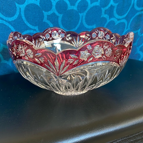 Other - Elegant Oneida Red and Clear Crystal Bowl 9.5” centerpiece